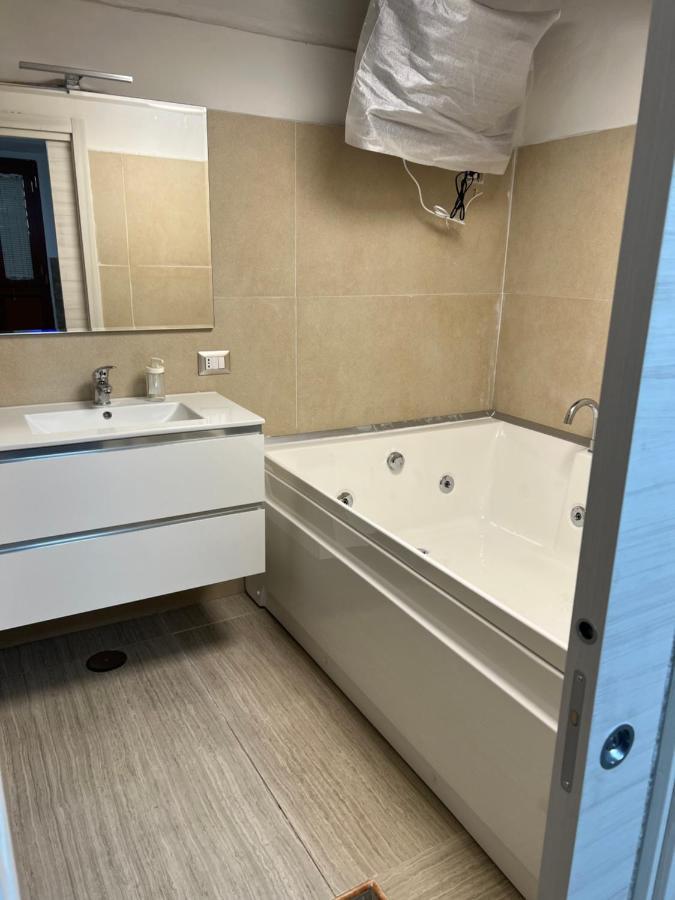 Petite Suite Neapel Exterior foto