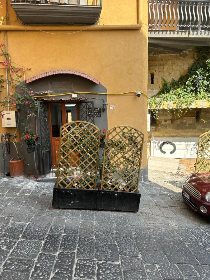 Petite Suite Neapel Exterior foto